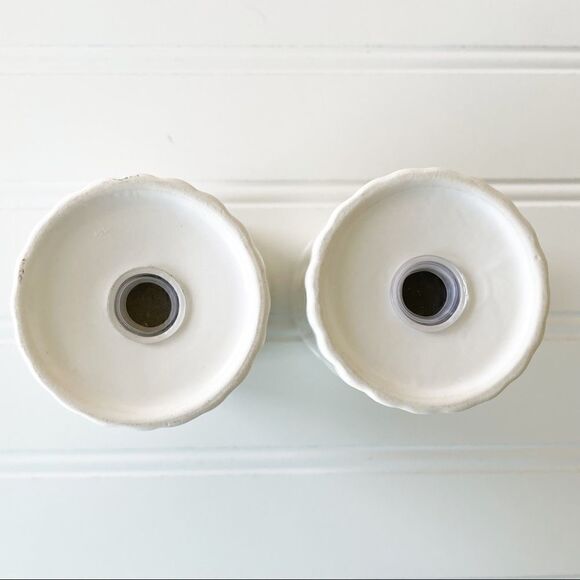 Primitives by Kathy “Pinch & Dash” Farmhouse Salt & Pepper Shaker Set - Picture 4 of 8